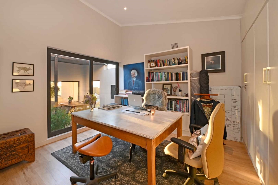 4 Bedroom Property for Sale in Camps Bay Western Cape